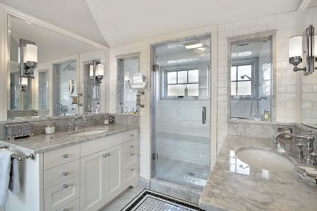 Small Bathroom Remodeling Trends: Make the Most of Limited Space